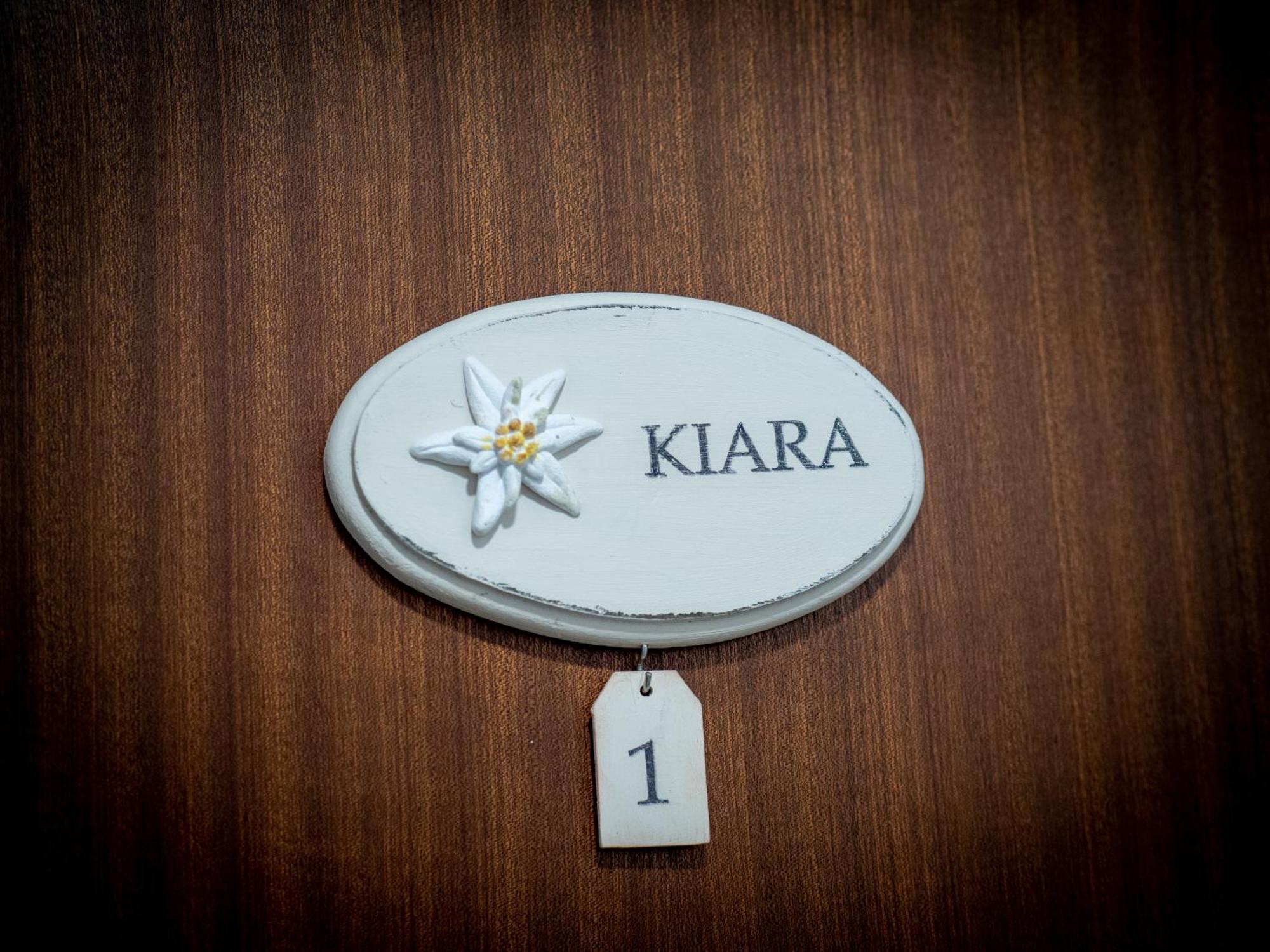 Kiara Rooms 耶塞尼采 客房 照片