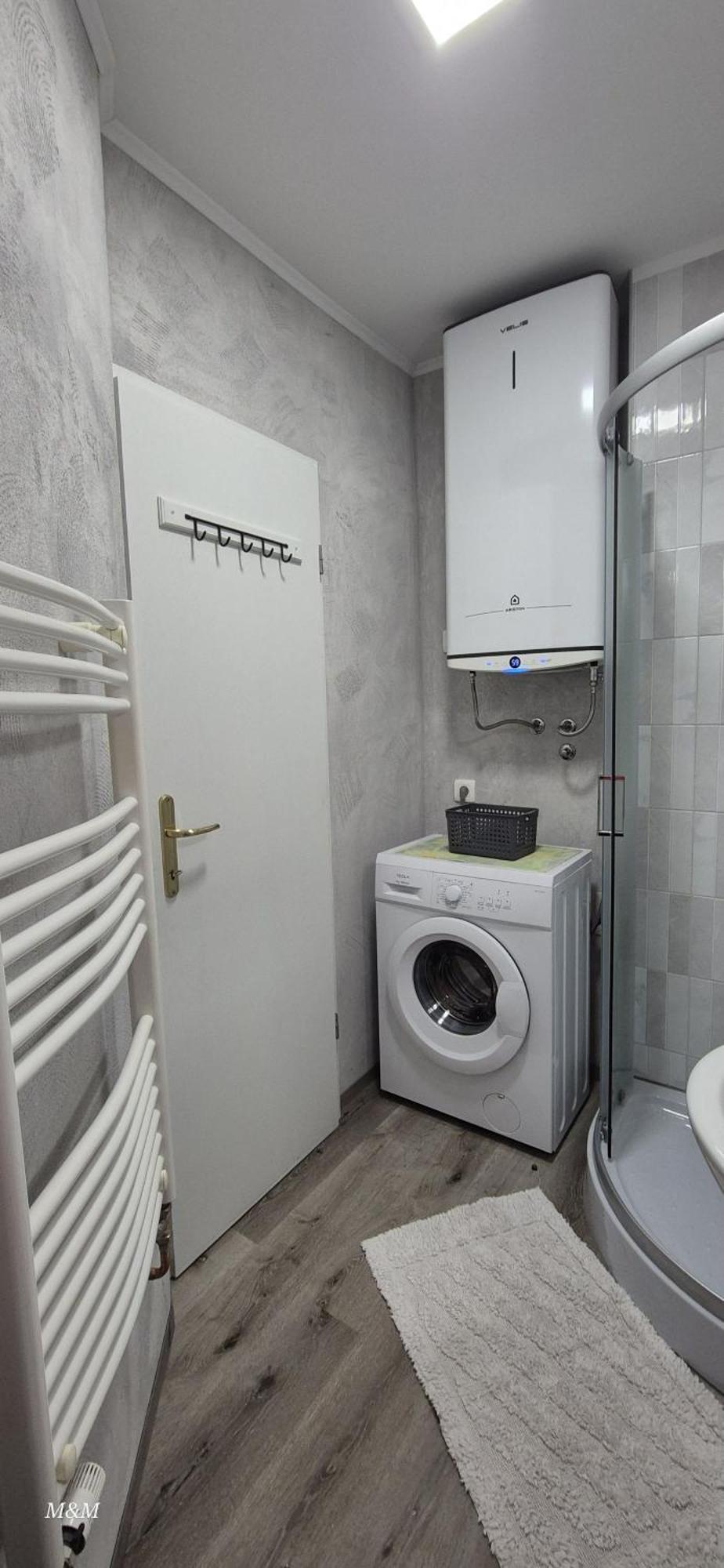 Kiara Rooms 耶塞尼采 外观 照片